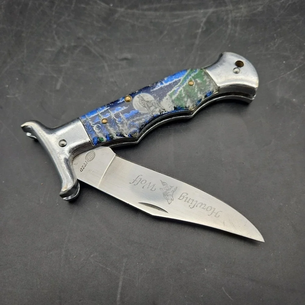 Vintage United Howling Wolf Knife Folding Pocket Wolf Moon Art